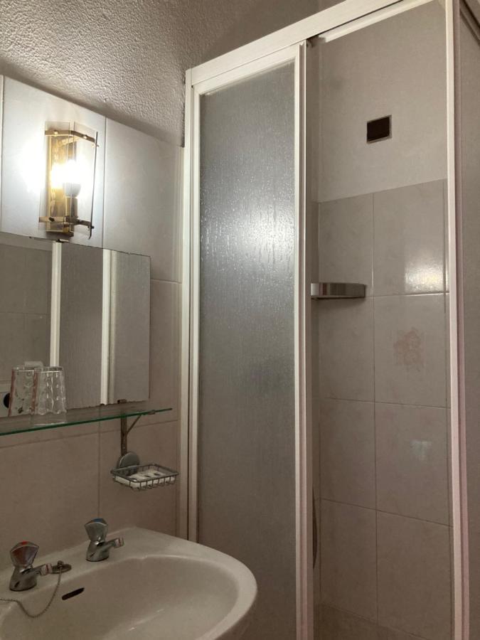 Hospedaria Boavista Porto Bagian luar foto